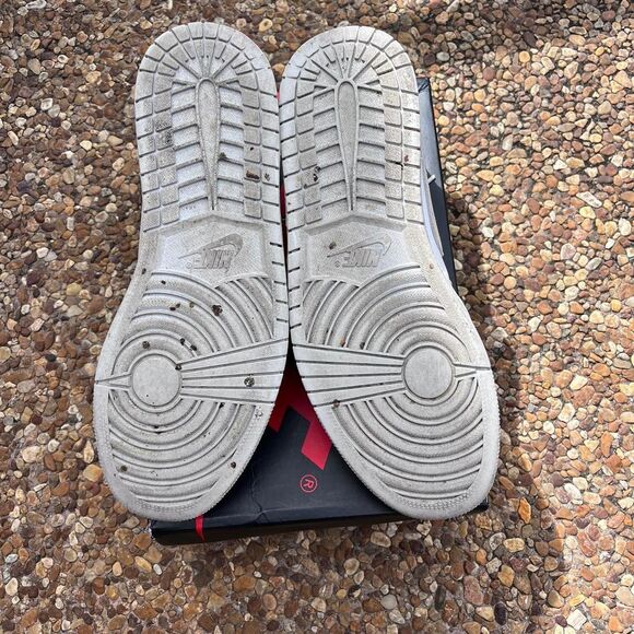 Custom Nike Air Jordan 1 main image 6
